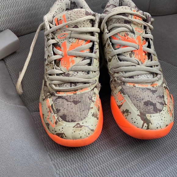 Orange and camouflage melos. 10.5 - Picture 2 of 6